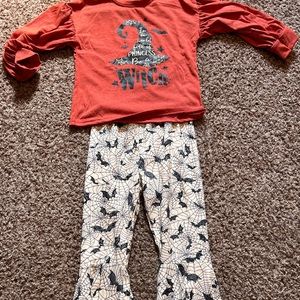 Little girls Halloween out fit with bell bottom pants! Only wore one time.